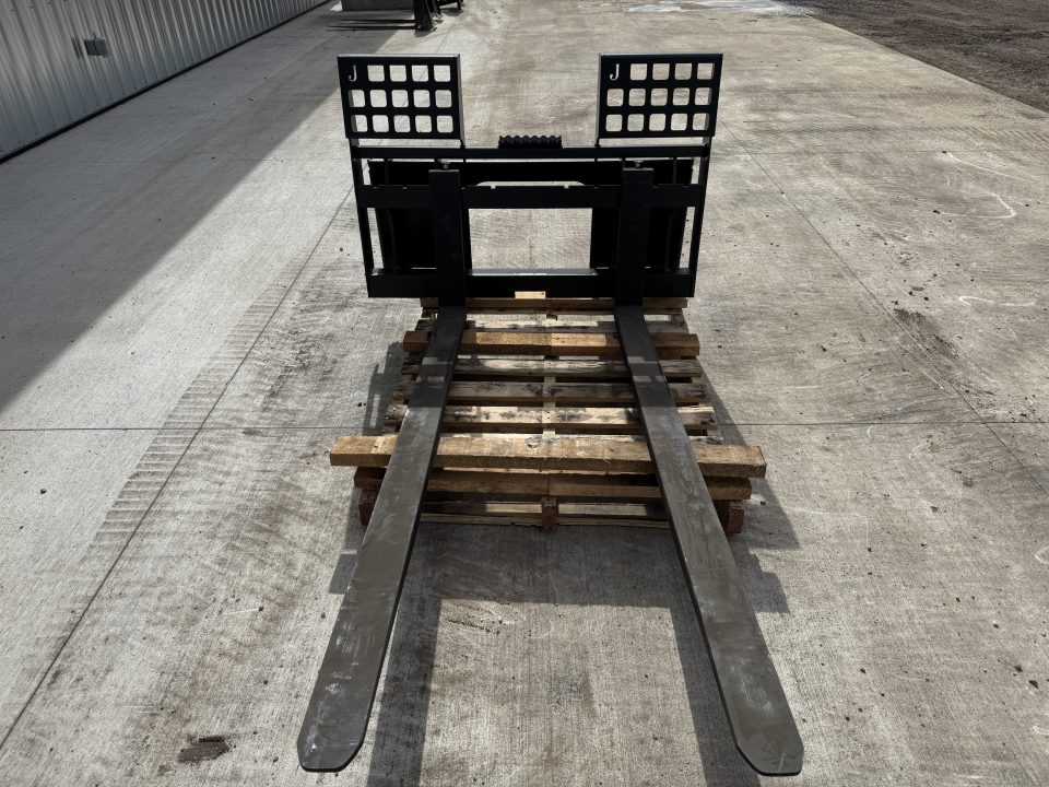 New 2027 Jenkins Iron and Steel 4x6 Pallet Forks Attachment