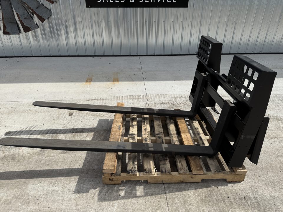 New 2027 Jenkins Iron and Steel 4x6 Pallet Forks Attachment