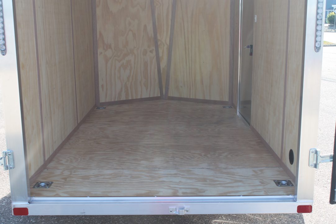 New 2027 NEO Trailers NAV106SR Cargo / Enclosed Trailer
