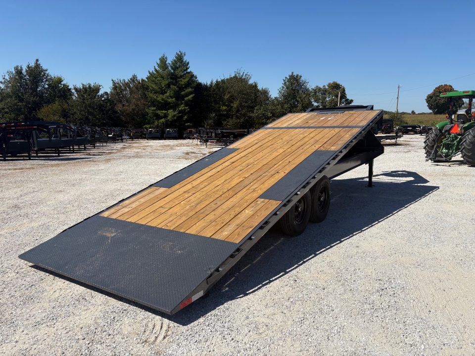 New 2027 Lamar 102x24 Tandem 14K GN Deckover Power Tilt w/ Tuff Wireless & 14 Ply Tires