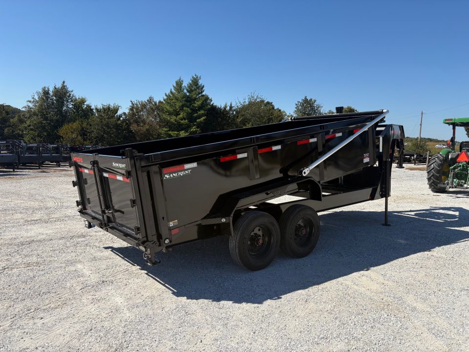 New 2027 MAXX-D 83 x 16 DSX TANDEM HD GN DUMP W/ 3' SIDES/ 7GA FLOOR/ 10GA SIDES/ SLIDE IN RAMPS/ HYDRO JACKS