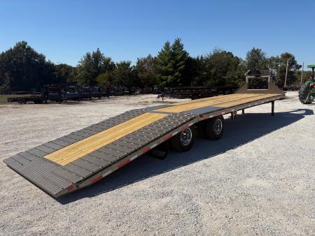 New 2027 Diamond C Trailers 102 x 35 FMAX212 TANDEM DUAL GN PACESETTER HYDROTAIL W/ STEEL RUNNERS/ HYDRO JACKS/ 2-12K ELEC/HYD BRAKE AXLES W/ ALUM WHEELS/ SOLAR/ 60" SPREAD