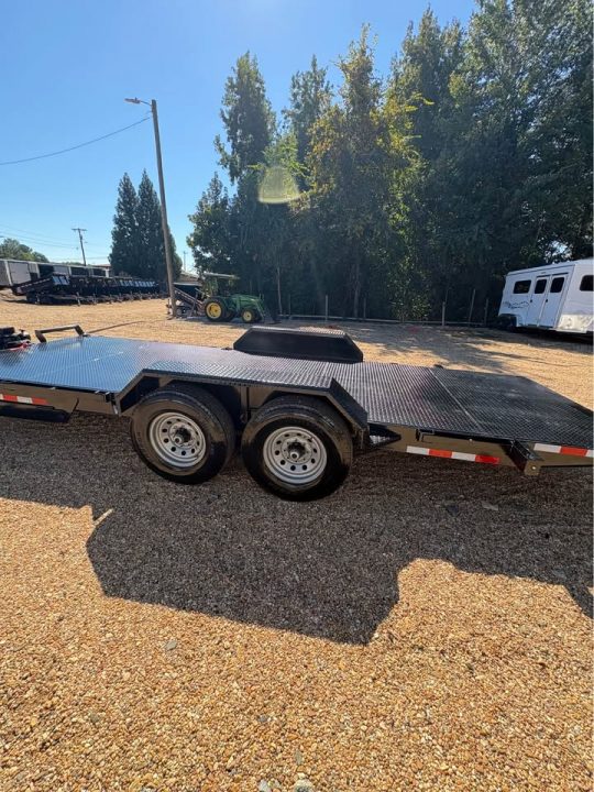 Used 2026 Hawke Trailers 20' Power Tilt Equipment Trailer