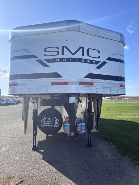 New 2027 SMC 4H 13' LQ Horse Trailer