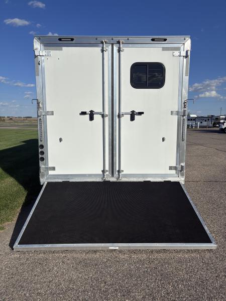 New 2027 SMC 4H 13' LQ Horse Trailer