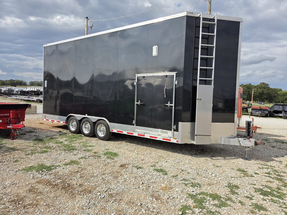 Used 2016 FOREST RIVER 8.5X31 TRIPLE AXLE ALUMINUM STACKER TRAILER W/3-8K AXLES 17.5" WHEELS POWER JACK VNOSE SIDE RAMP DOOR & DRIVER ESCAPE DOOR OVER FENDER