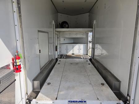 Used 2016 FOREST RIVER 8.5X31 TRIPLE AXLE ALUMINUM STACKER TRAILER W/3-8K AXLES 17.5" WHEELS POWER JACK VNOSE SIDE RAMP DOOR & DRIVER ESCAPE DOOR OVER FENDER