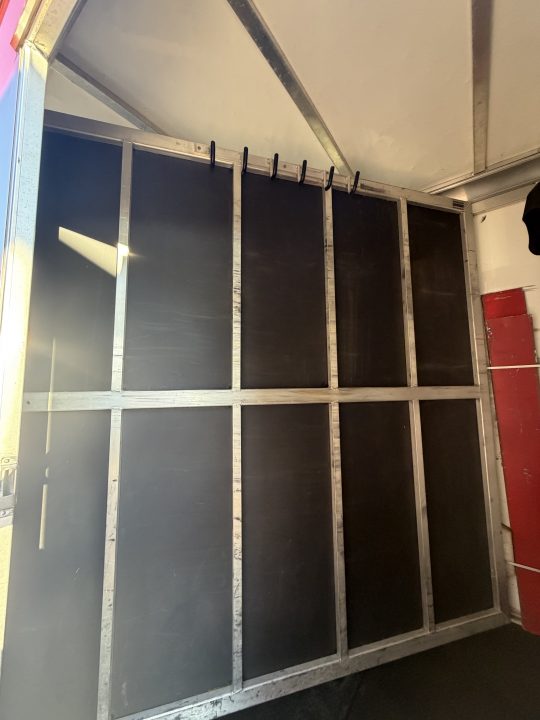 Used 2014 Shadow 2H BP Horse Trailer