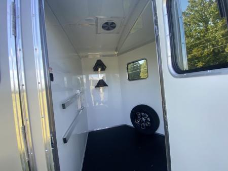 New 2027 Homesteader 2 Horse Direct Load Warmblood Horse Trailer