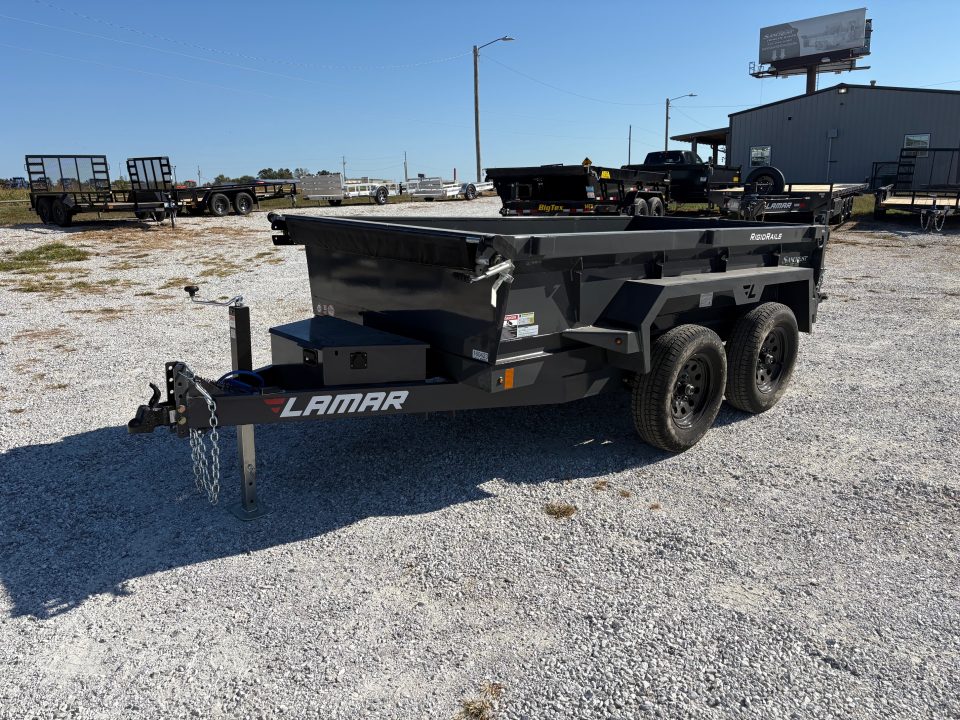 New 2027 Lamar 60X10 TANDEM 7K DUMP W / SPREADER GATE & 18" SIDES