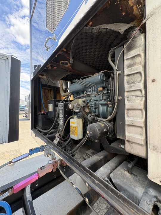 Used 2002 Used 53' Competition Lift Gate Trailer