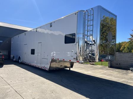Used 2002 Used 53' Competition Lift Gate Trailer