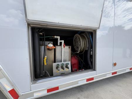Used 2002 Used 53' Competition Lift Gate Trailer