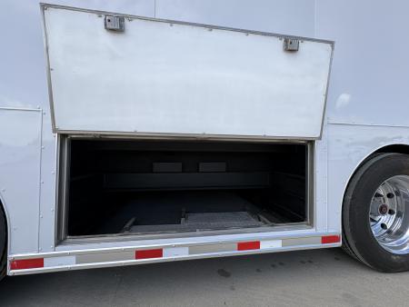 Used 2002 Used 53' Competition Lift Gate Trailer