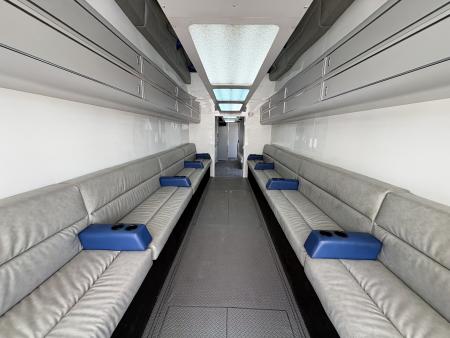 Used 2002 Used 53' Competition Lift Gate Trailer