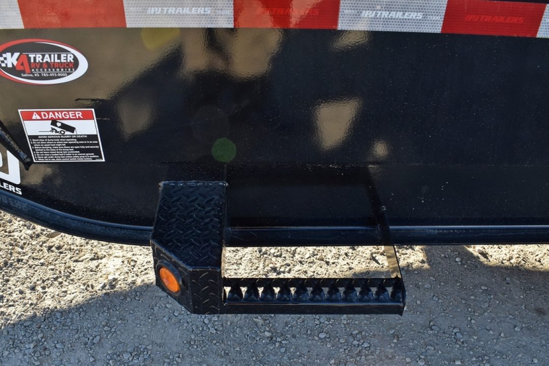 New 2027 PJ Trailers DT1-14-VYGR-2FT