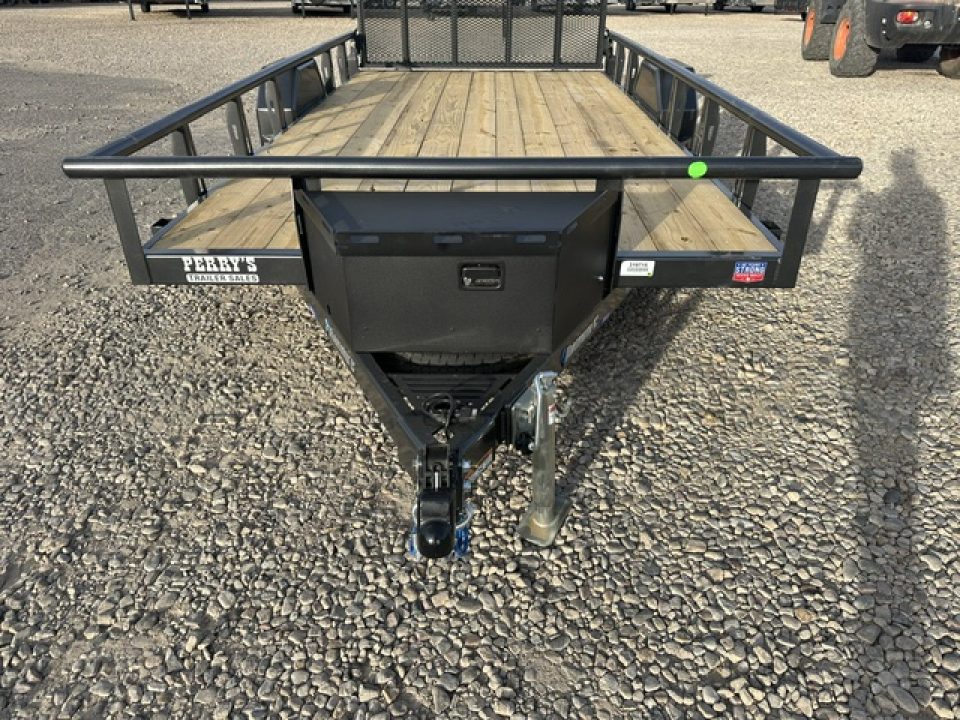 New 2027 Diamond C 14' PSA Flatbed