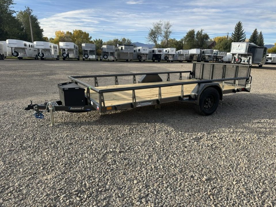 New 2027 Diamond C 14' PSA Flatbed