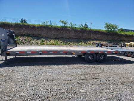 New 2026 Diamond C Trailers FMAX208 Flatbed Trailer / 18,000 GVWR / 102"x28'