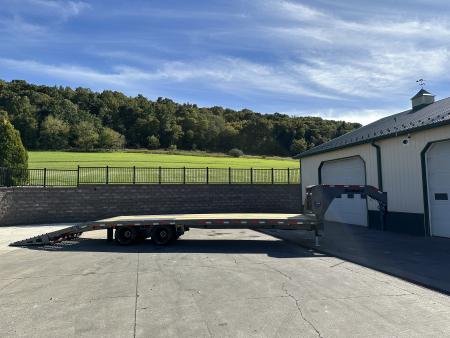 New Diamond C 30' FMAX210 Gooseneck w/ MAX Ramps
