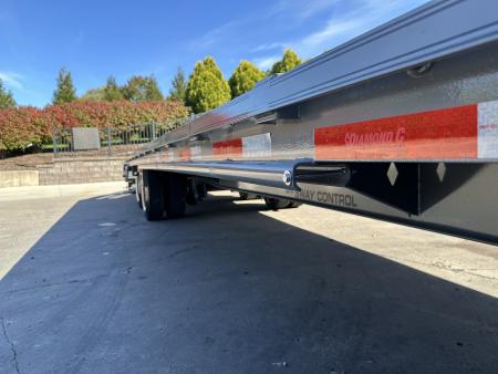 New Diamond C 30' FMAX210 Gooseneck w/ MAX Ramps