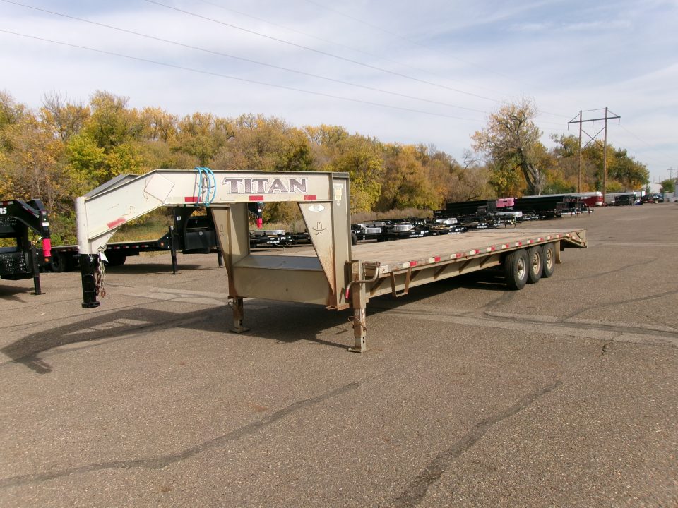 Used 2014 Titan Attachments Flatbed Goosneck Flatbed Trailer