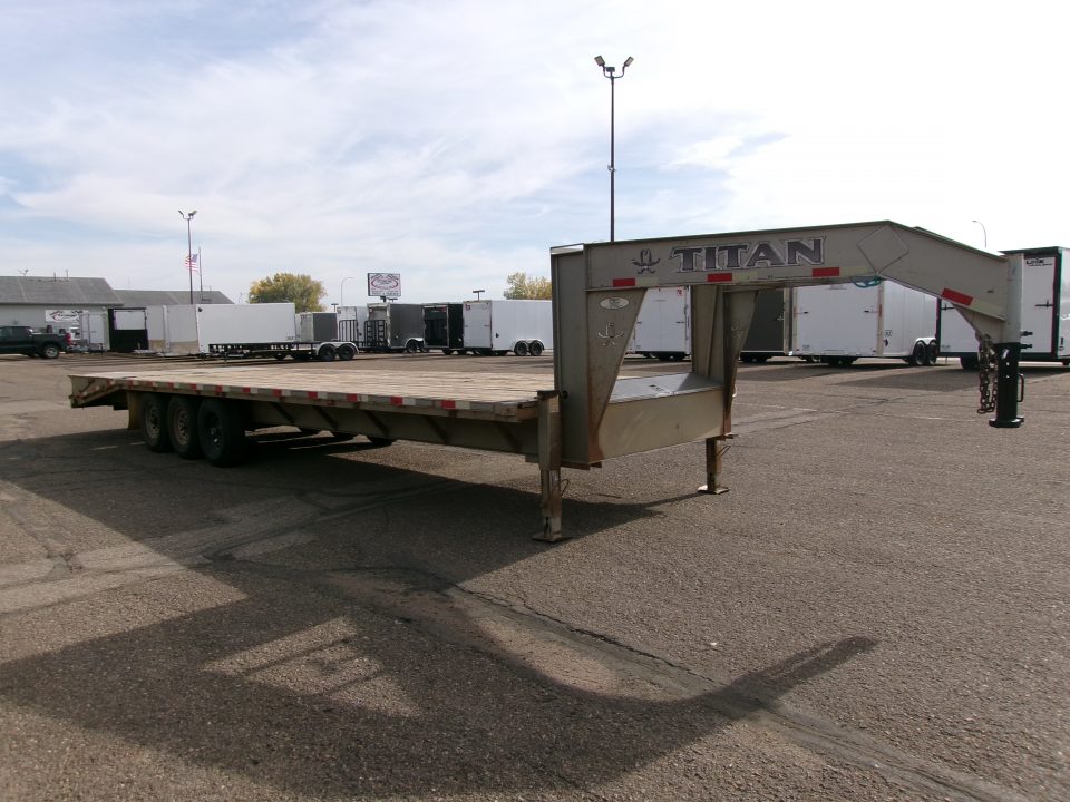 Used 2014 Titan Attachments Flatbed Goosneck Flatbed Trailer