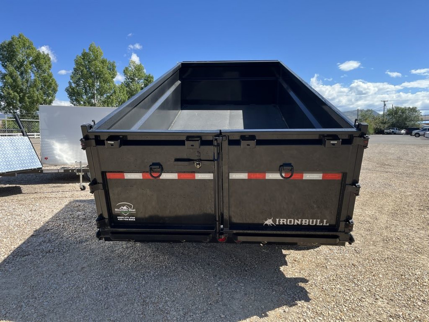 New 2023 Iron Bull Trailers 7X16 14K 36" Dump Trailer