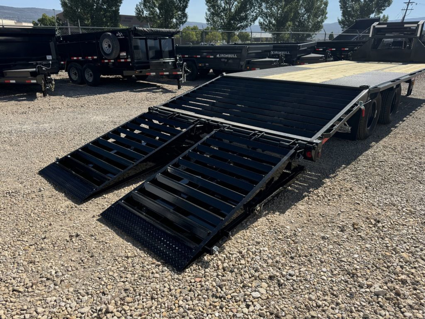 New 2026 Iron Bull Trailers 8.5X25-25.9K Flatbed Low Pro Gooseneck Trailer