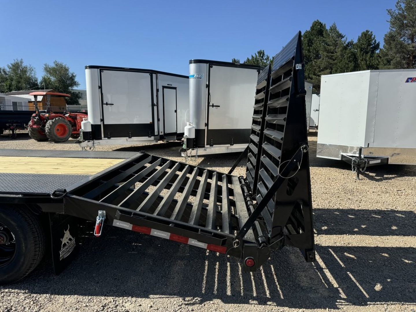 New 2026 Iron Bull Trailers 8.5X25-25.9K Flatbed Low Pro Gooseneck Trailer