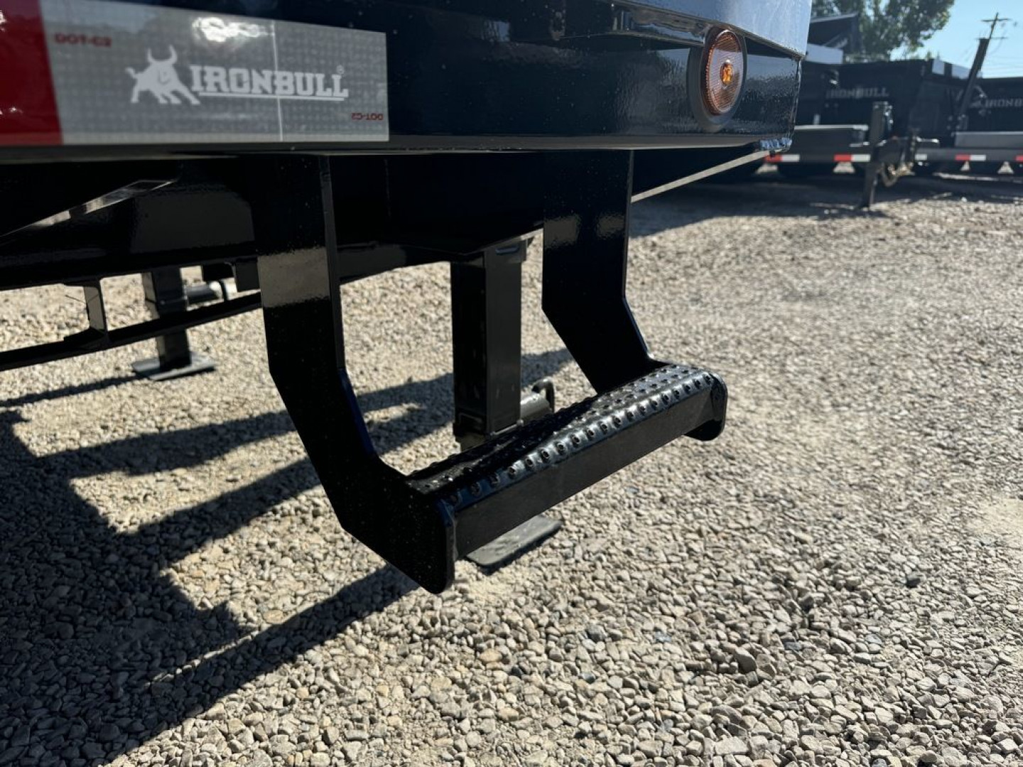 New 2026 Iron Bull Trailers 8.5X25-25.9K Flatbed Low Pro Gooseneck Trailer