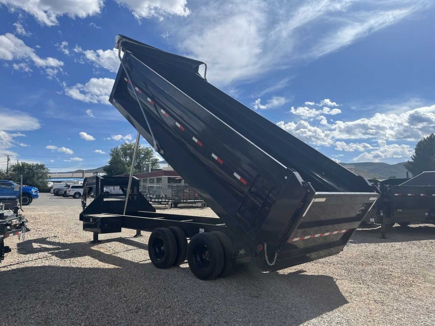 New 2023 Iron Bull Trailers 8.5X20-24.9K Deck Over Gooseneck Dump Trailer