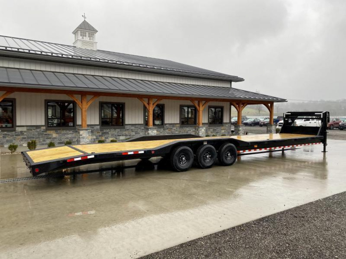 New NEW Ironbull 102x40' Gooseneck Car Hauler Trailer 21000# GVW * DEXTER AXLES * 4' DOVETAIL * OVERWIDTH RAMPS * 102" DECK * DRIVE OVER FENDERS * DUAL JACKS * FULL TOOLBOX * RUBRAIL/STAKE POCKETS/PIPE SPOOLS/D-RINGS * UNDER FRAME BRIDGE
