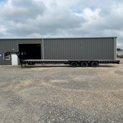 New 2023-Iron-Bull-Trailers-102”x40’-Lo-Pro-Gooseneck-Trailer-w/-Slide-in-Ramps-Black-1086001