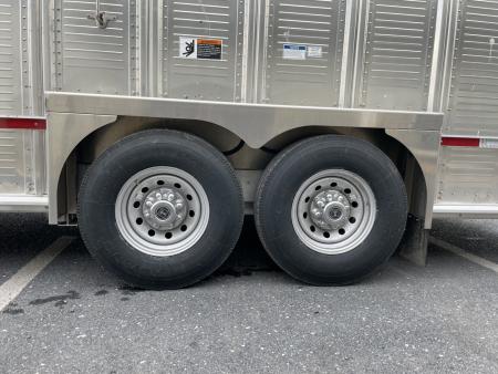New 2027 Wilson Ranchand 7'3"X20'X6'8" Stock Trailer
