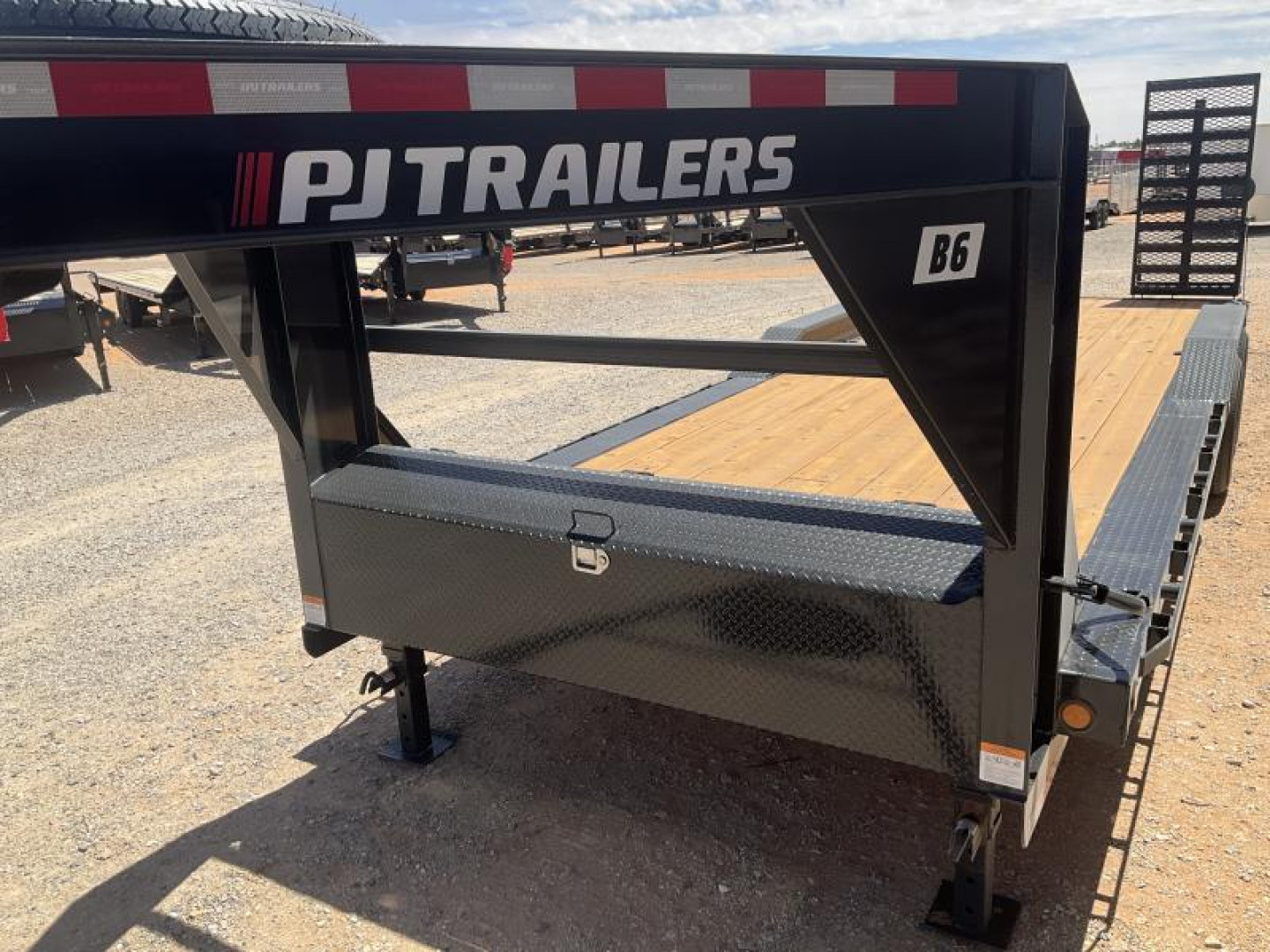 New 2024 PJ 102" x 24' GN 6" Channel Super-Wide Equipment Trailer - B6