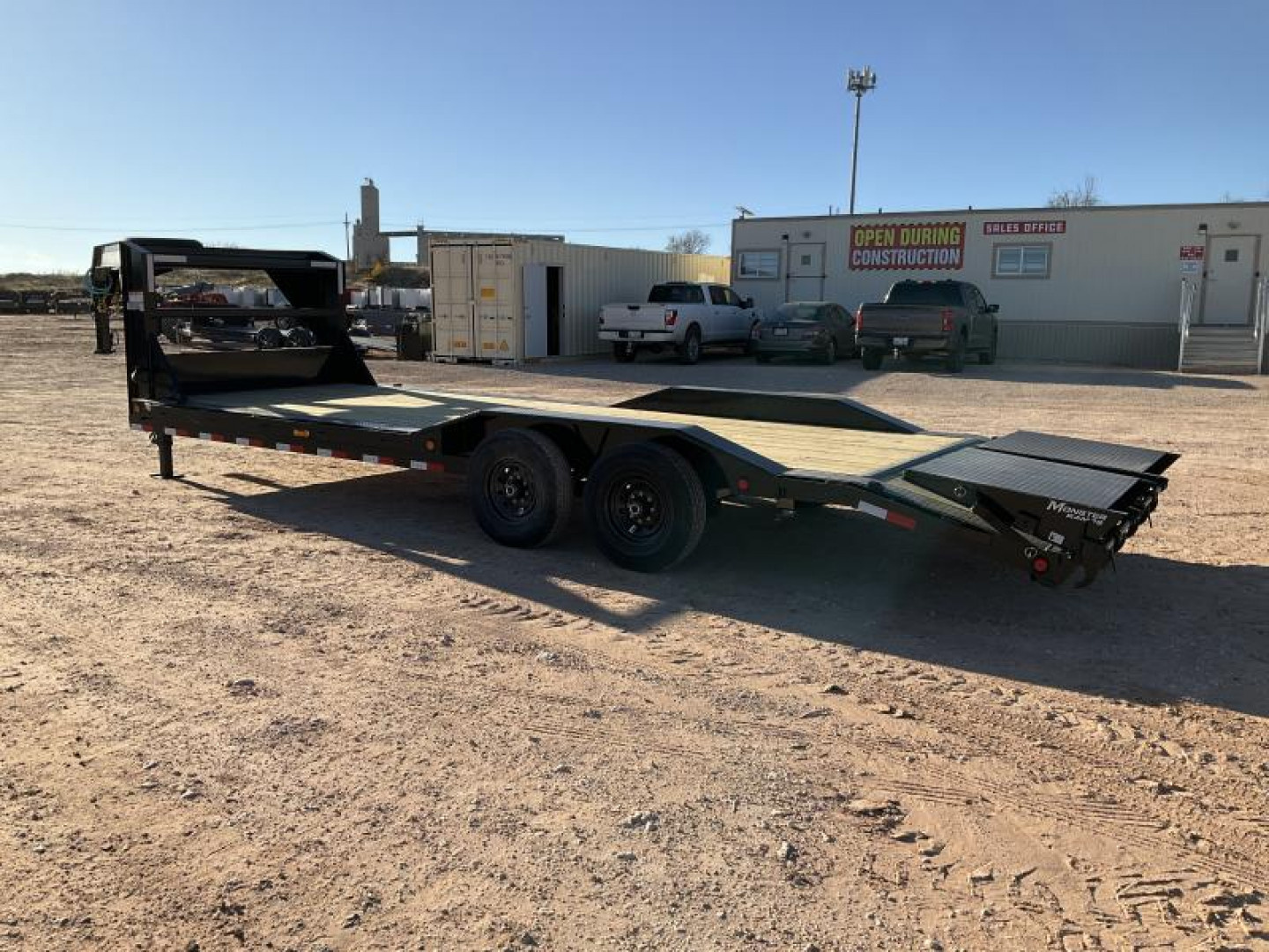New 2025 PJ 102" x 24' GN 6" Channel Super-Wide Equipment Trailer - B6