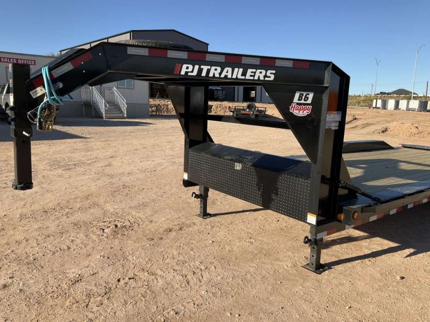 New 2025 PJ 102" x 24' GN 6" Channel Super-Wide Equipment Trailer - B6