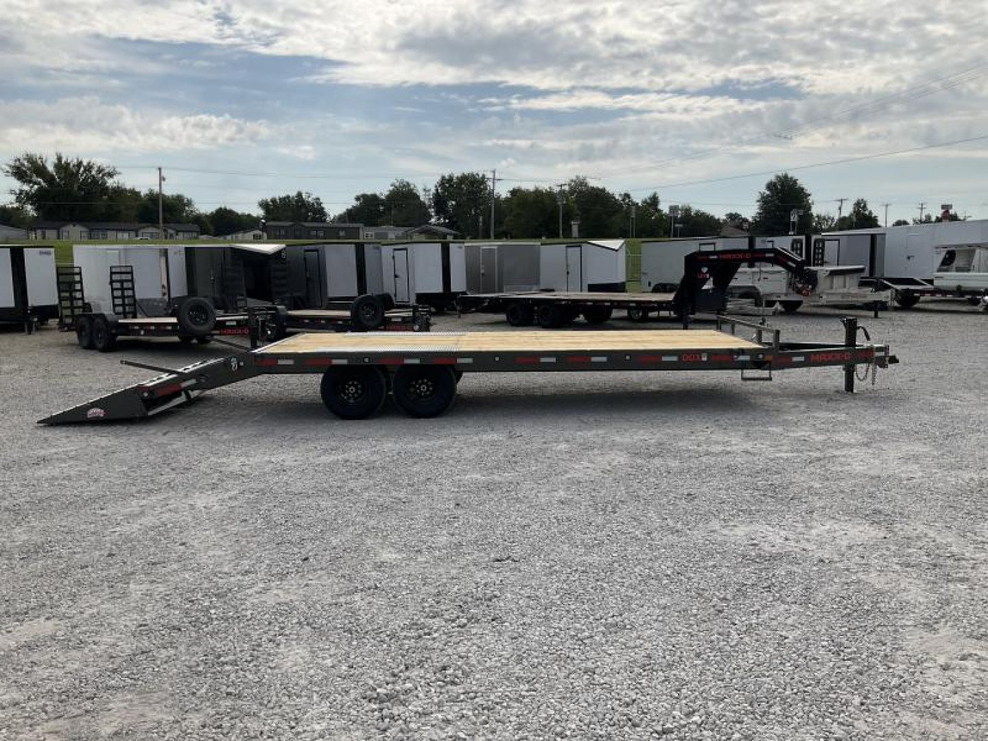 New 2025 MAXX-D 24' X 102" - 14K I-Beam Deckover- DOX