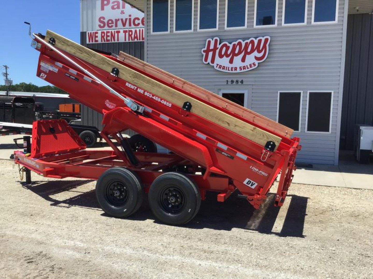 New 2024 PJ 83"x14' BP Tandem Axle Low Pro Dump w/ 24" Sides - DV