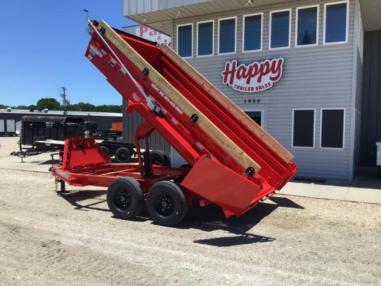 New 2024 PJ 83"x14' BP Tandem Axle Low Pro Dump w/ 24" Sides - DV