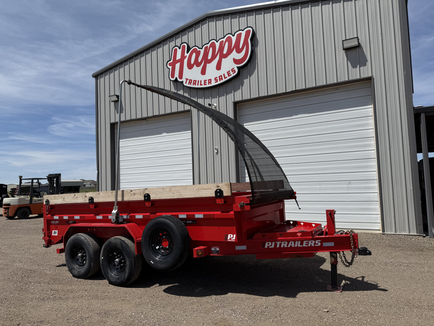 New 2024 PJ 83"x14' BP Tandem Axle Low Pro Dump w/ 24" Sides - DV