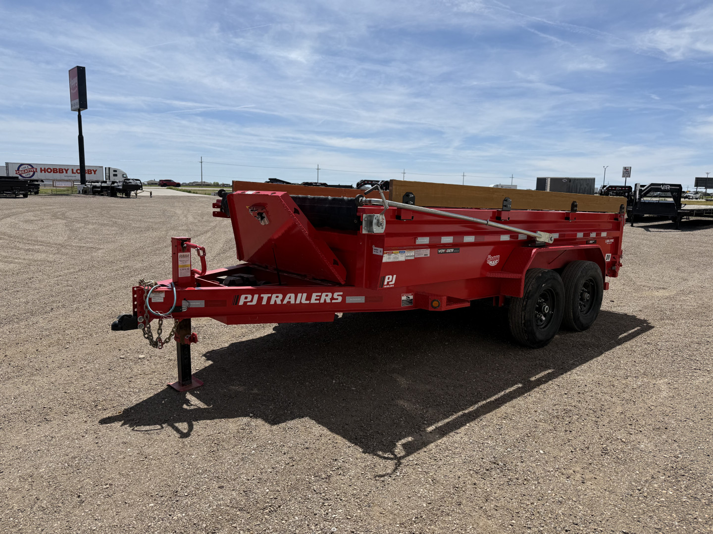 New 2024 PJ 83"x14' BP Tandem Axle Low Pro Dump w/ 24" Sides - DV