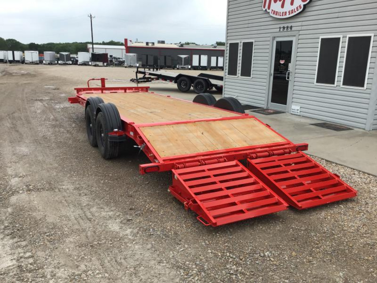 New 2024 PJ 83''x20' BP 8" I-Beam Equipment Trailer - EV