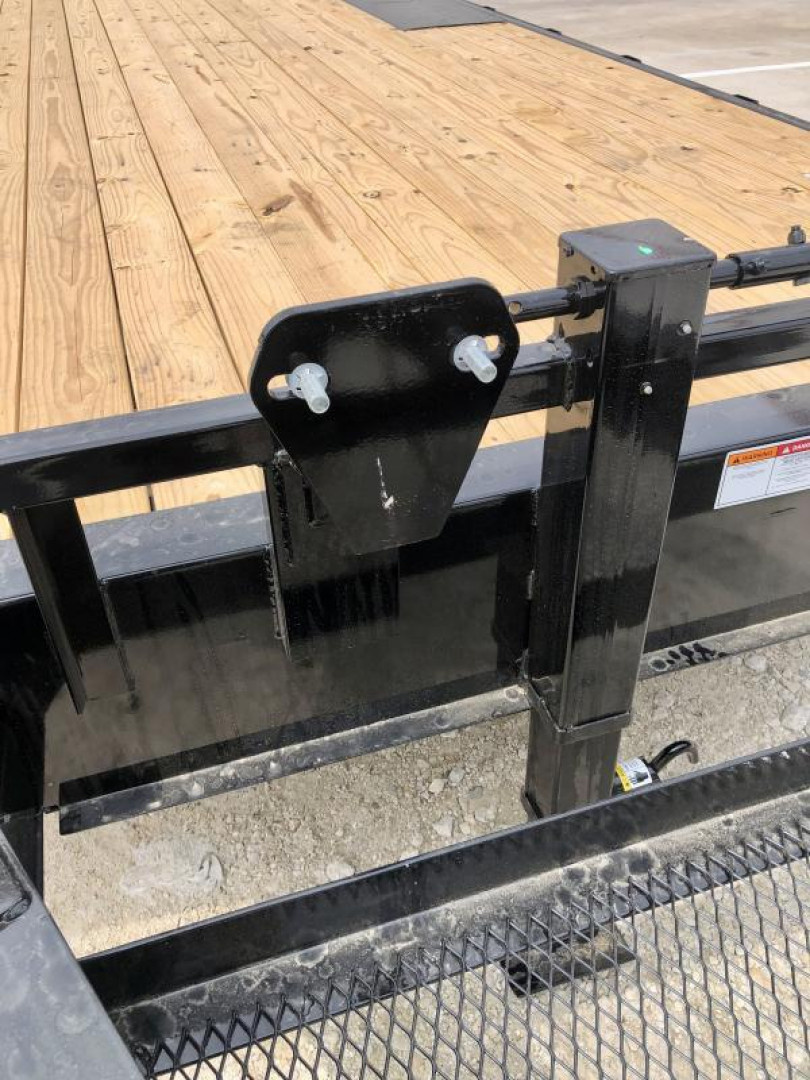 New 2025 PJ 102"x20' BP 8" I-Beam Deckover Trailer - F8