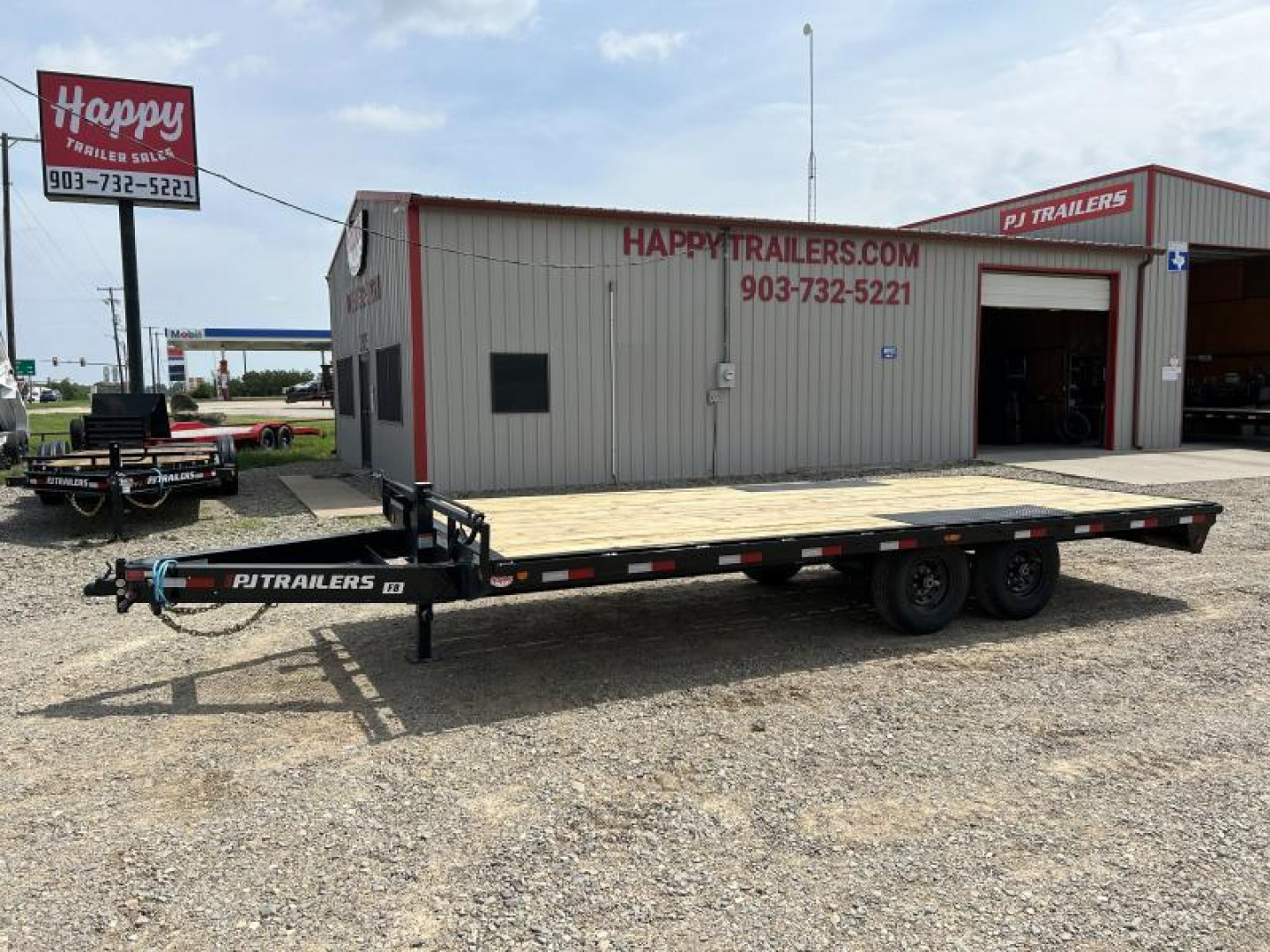 New 2025 PJ 102"x20' BP 8" I-Beam Deckover Trailer - F8