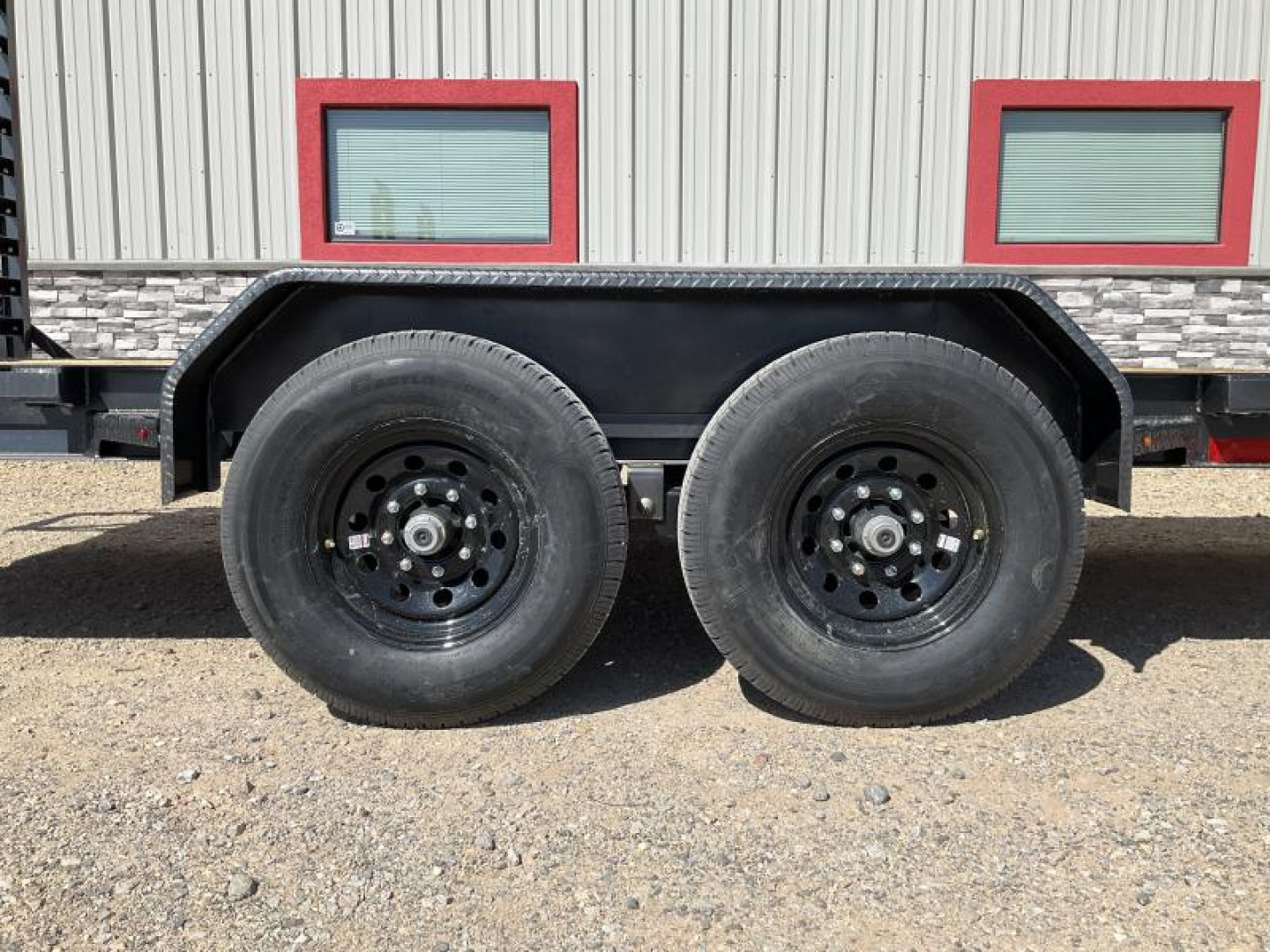 New 2025 Diamond C Trailers 82"x20' Baseline Equipment Trailer - HEQ207