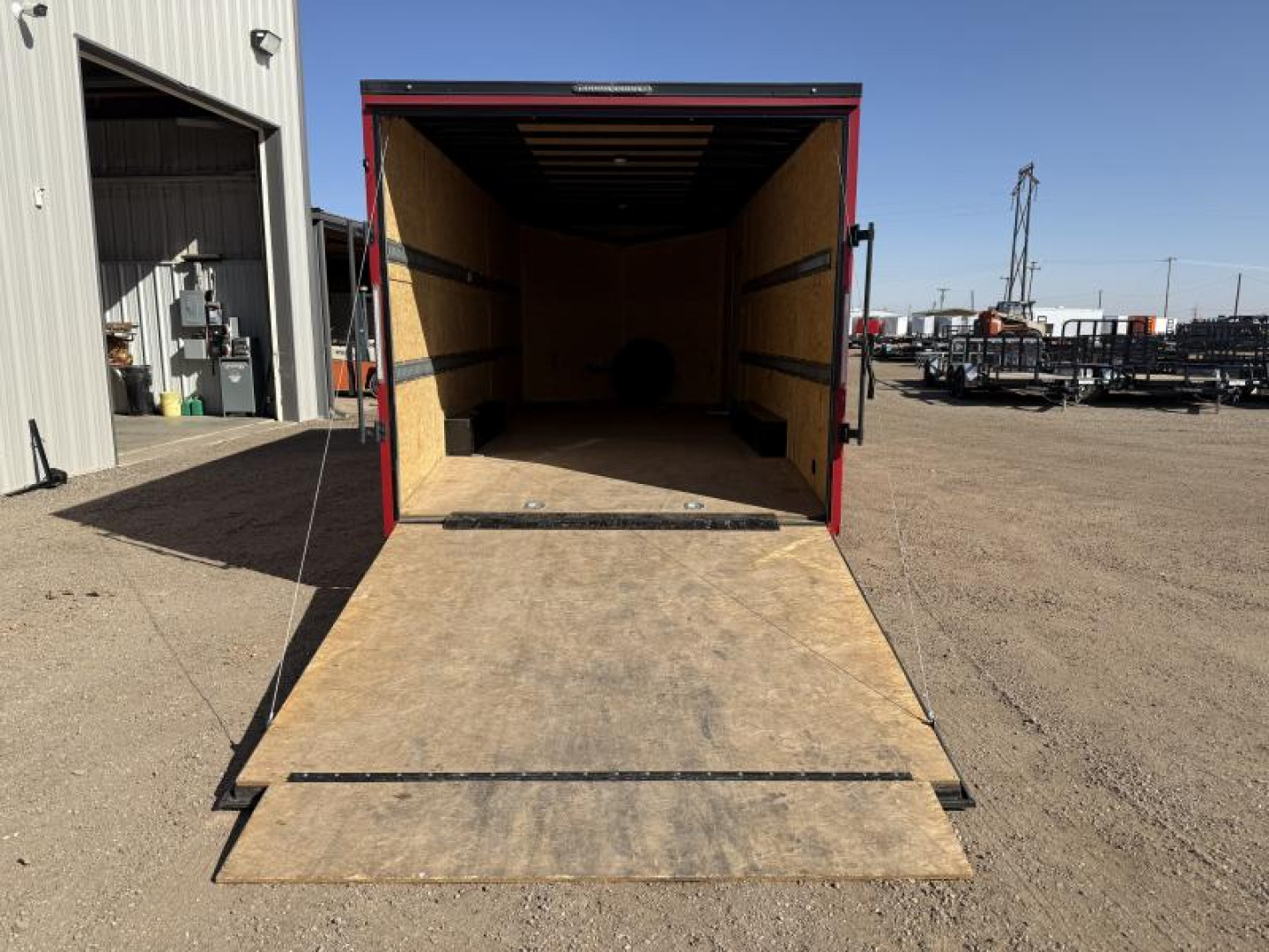 New 2024 Compass 8.5'x20' Enclosed Cargo Trailer - Jasper Auto