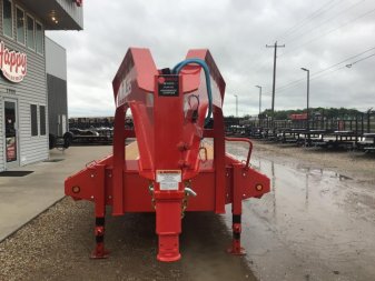 New 2024 PJ 102"x40' GN Low Pro Flatbed w/ Duals - LD