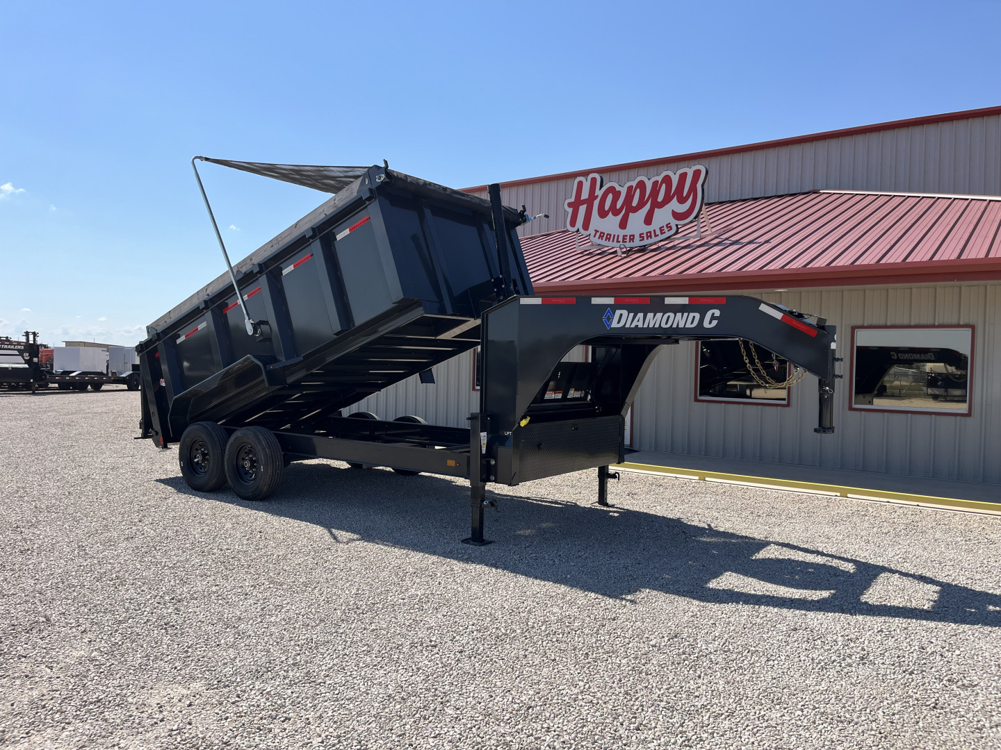 New 2024 Diamond C 82"x14' GN HD Low Profile Telescopic Dump w/ 44" Sides - LPT-GN207